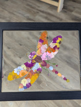 11/7/25 - Friday- 6pm - Pressed Flower Resin Animal Art