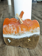11/5/23 - Sunday 1pm - RESIN ART SHAPES WORKSHOP
